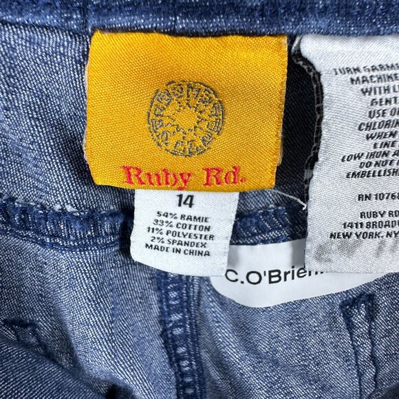 Ruby Rd. Cropped Jeans Womens Size 14 Studded Ankle Slit Medium Wash Blue - Picture 6 of 12